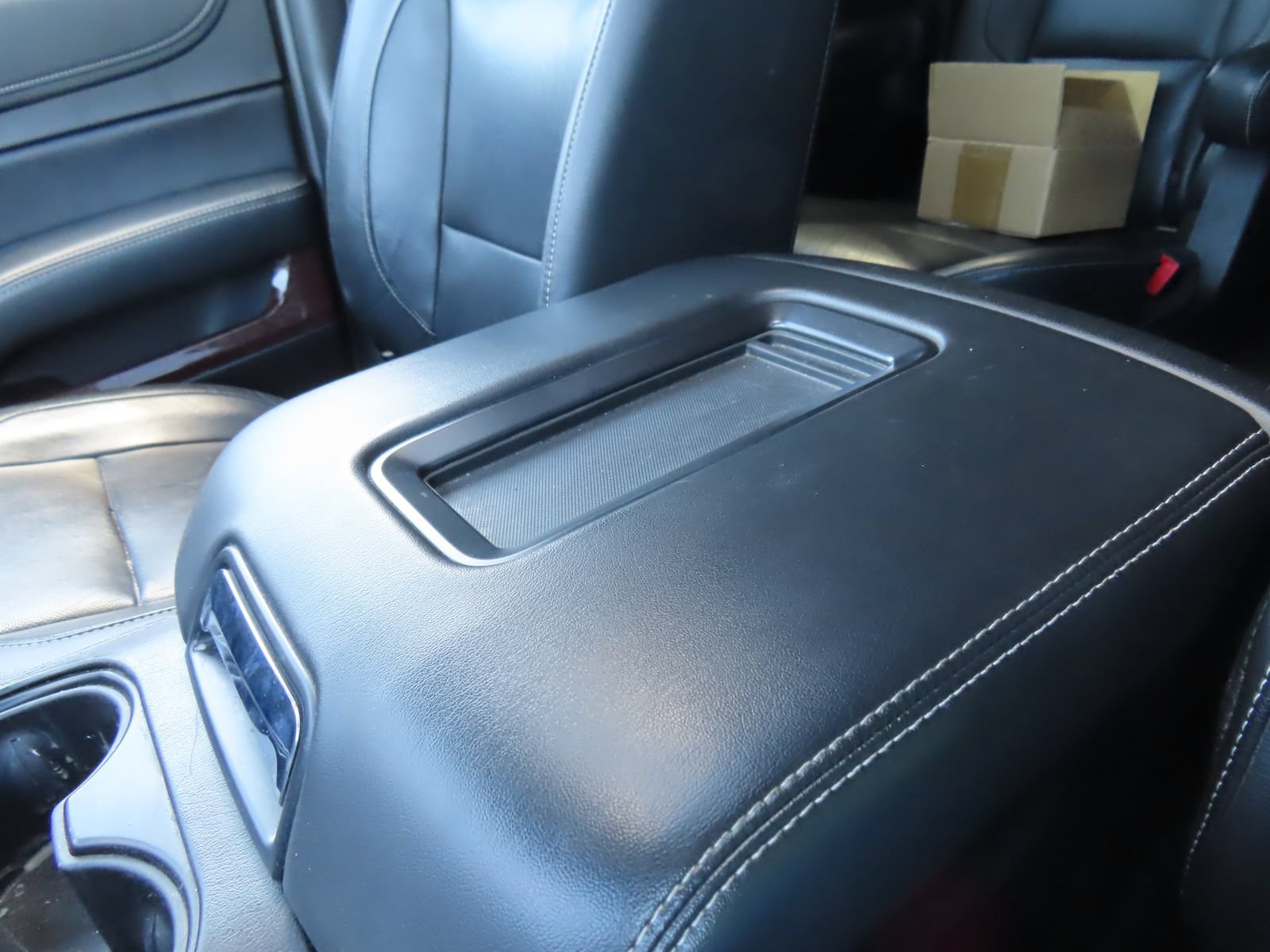 Used 2020 GMC Yukon XL SLT w/ Premium Edition AWD/4WD image 30