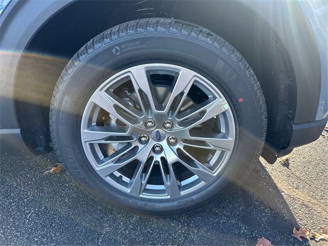 New 2026 Ford Explorer Active w/ Active Comfort Package image 12