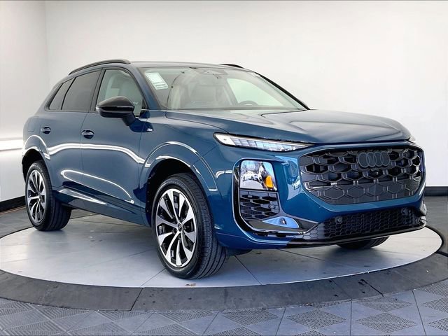 New 2026 Audi Q3 quattro 2.0T image 1