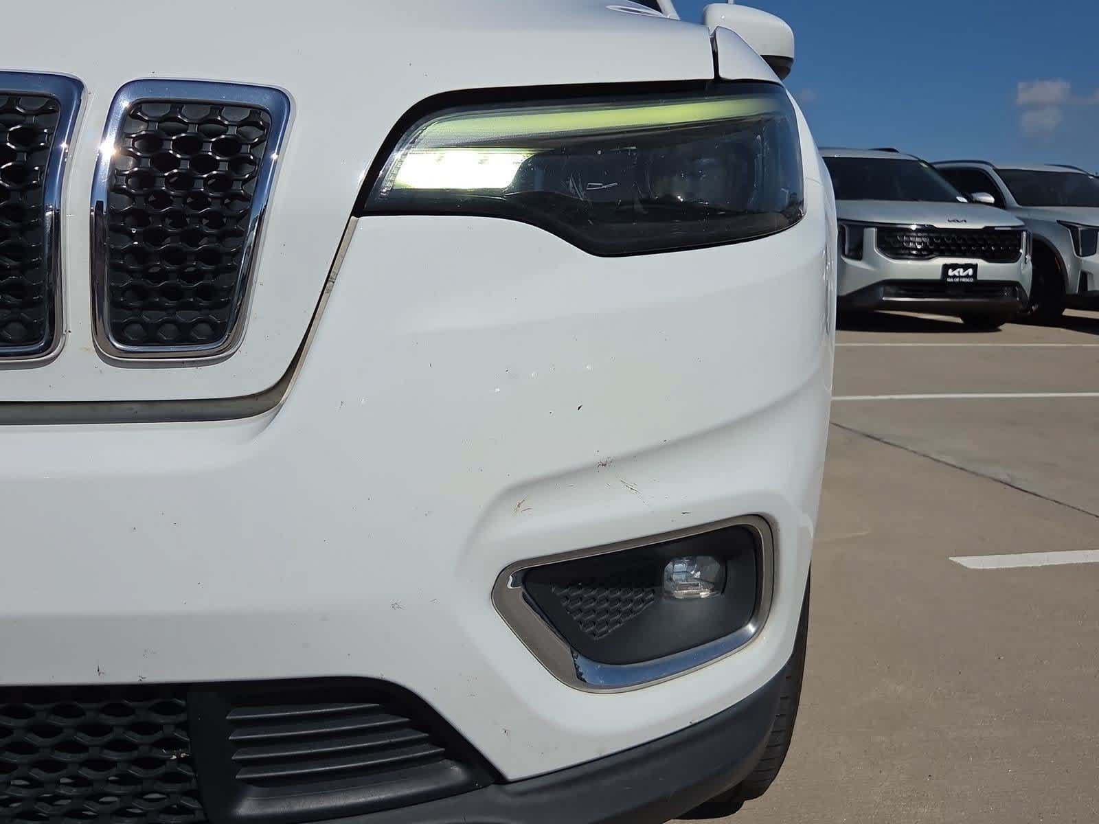 Used 2019 Jeep Cherokee Limited AWD/4WD image 10
