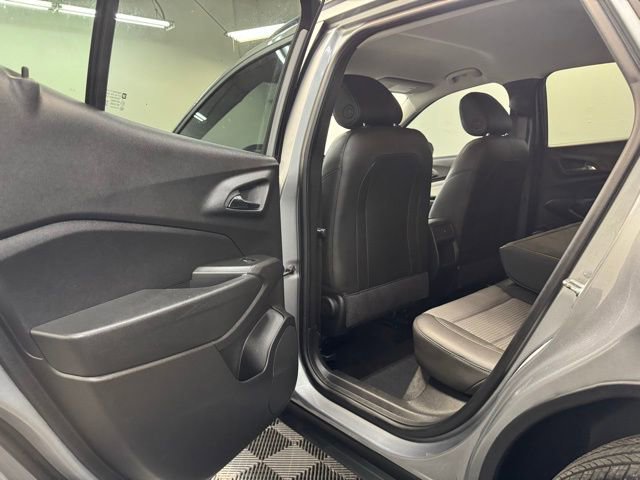 Used 2024 Chevrolet Trax LT image 30