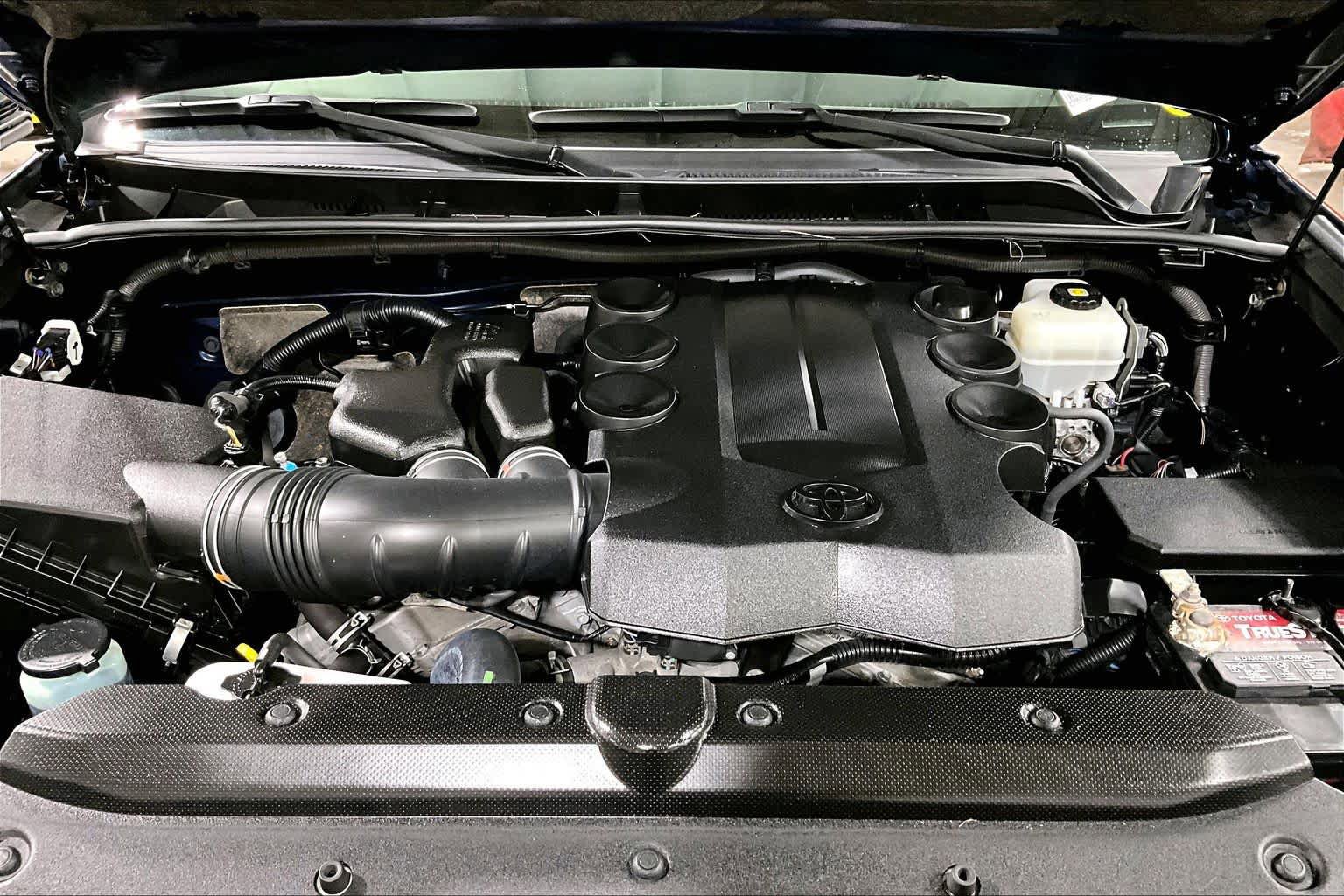 Certified 2019 Toyota 4Runner Limited AWD/4WD image 32