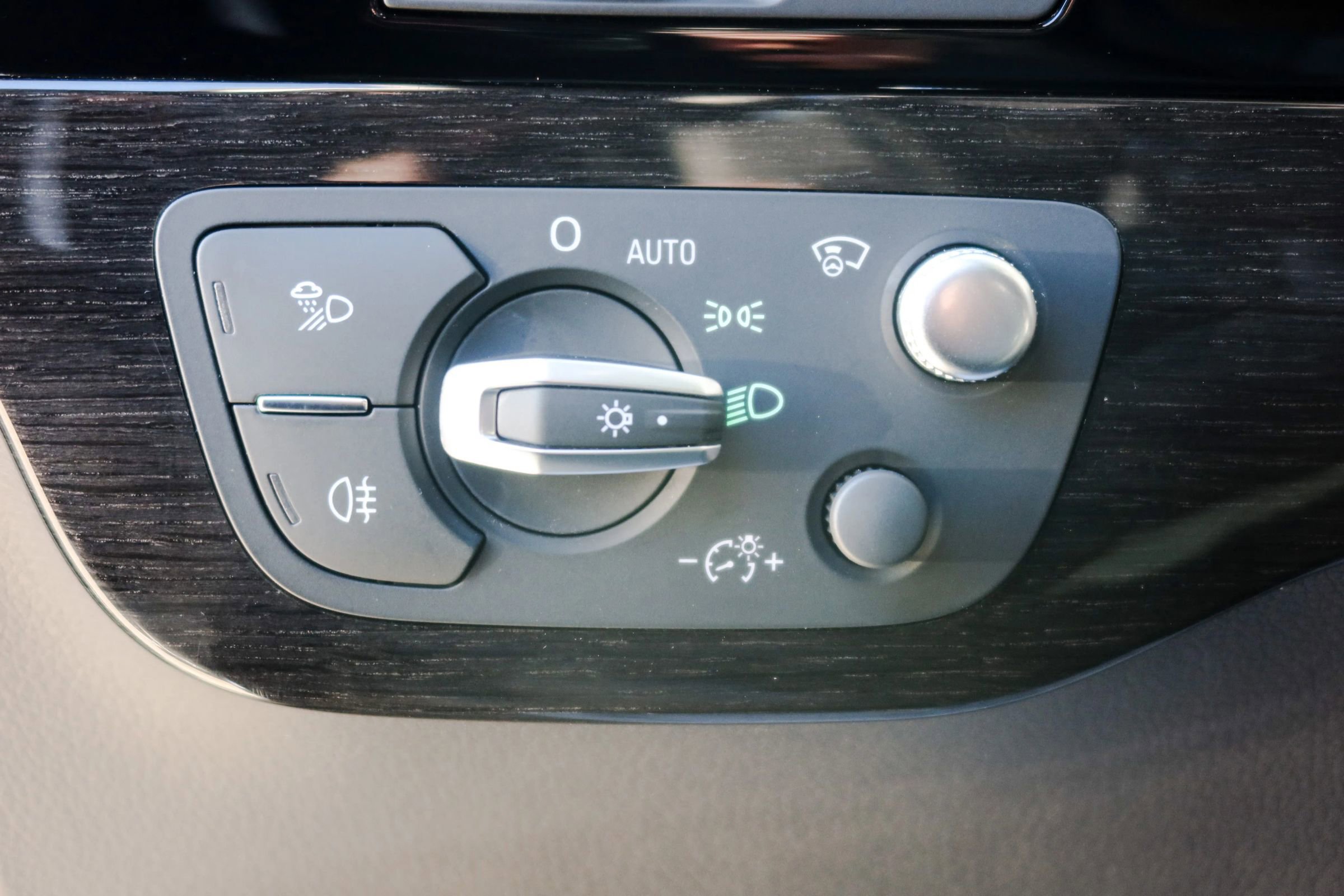 Used 2018 Audi Q7 3.0T Prestige w/ Prestige Package image 15