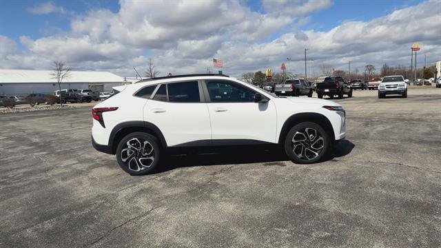 Used 2024 Chevrolet Trax RS image 9