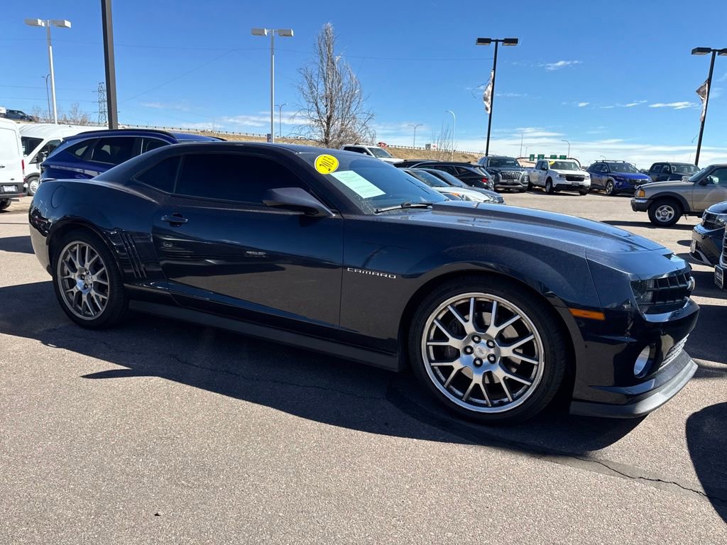 Used 2013 Chevrolet Camaro SS w/ Dusk Special Edition RWD image 12