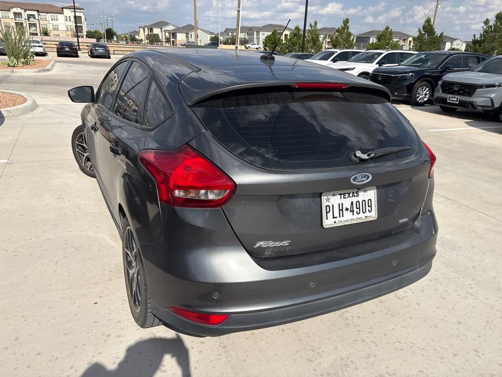 Used 2018 Ford Focus SEL w/ Cold Weather Package FWD image 6