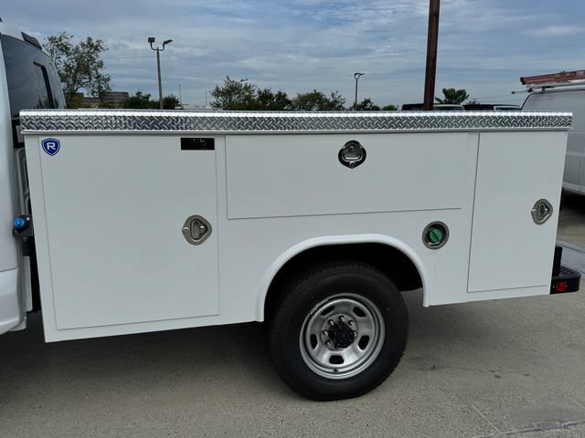 New 2026 Ford F350 XL w/ XL Chrome Package AWD/4WD image 8
