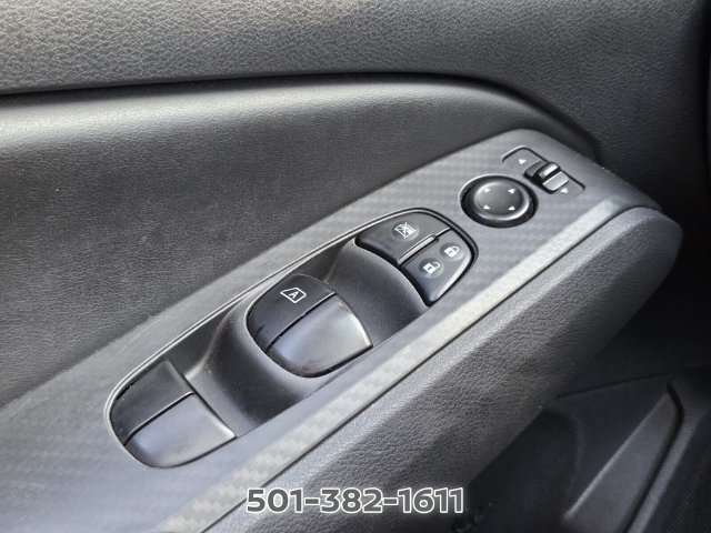 Used 2025 Nissan Altima 2.5 SV AWD/4WD image 30