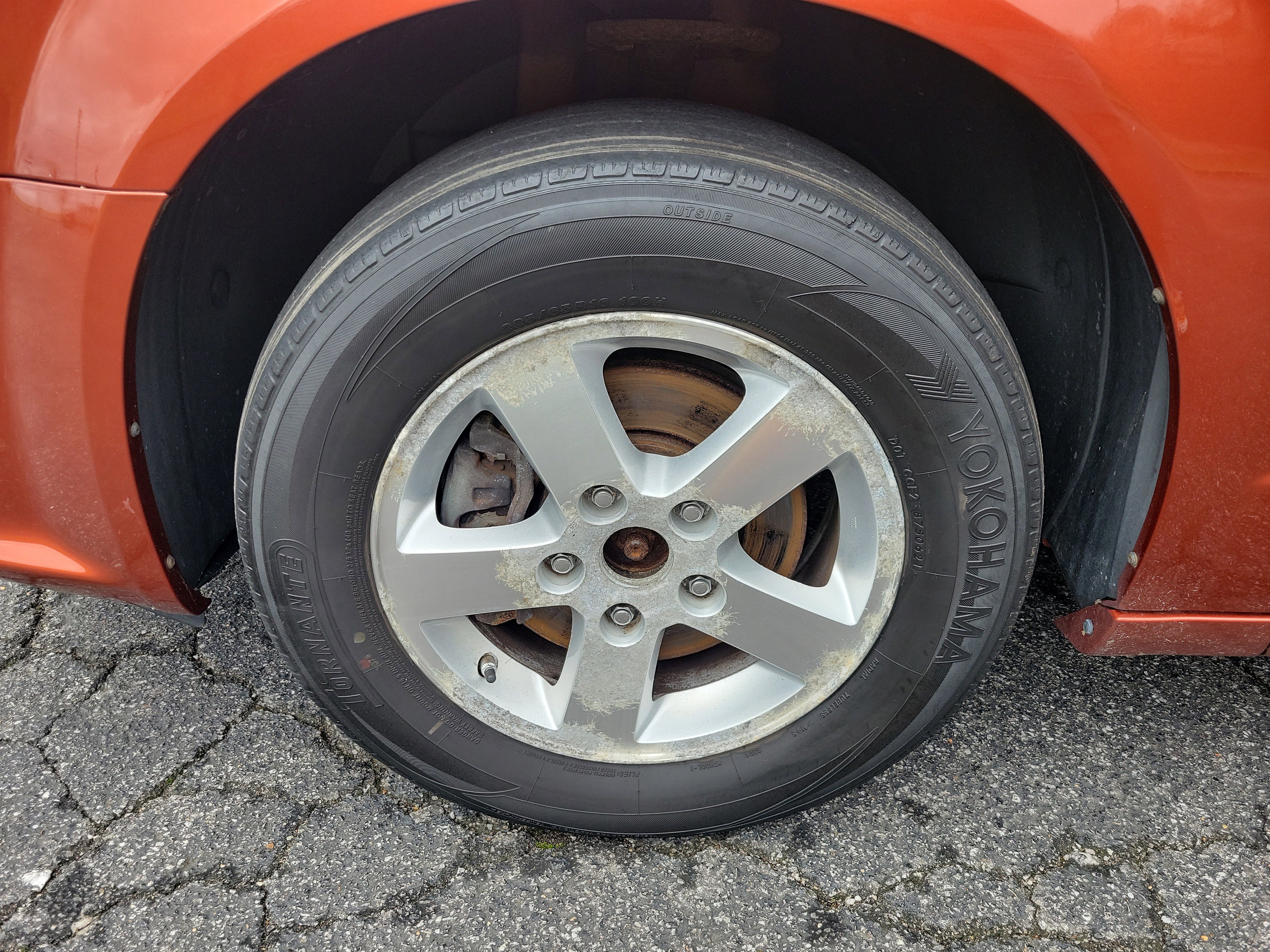 Used 2012 Dodge Grand Caravan SXT image 25