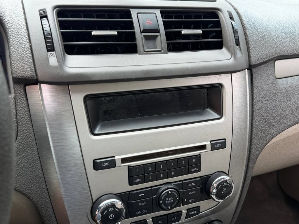 Used 2012 Ford Fusion SE FWD image 24