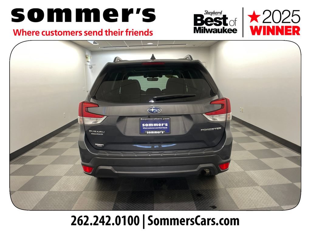 Used 2020 Subaru Forester Premium AWD/4WD image 4
