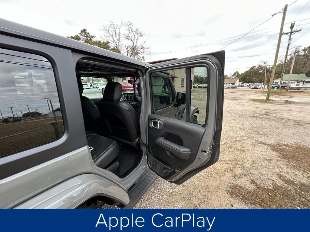 Used 2023 Jeep Wrangler Unlimited Sahara w/ Cold Weather Group image 21