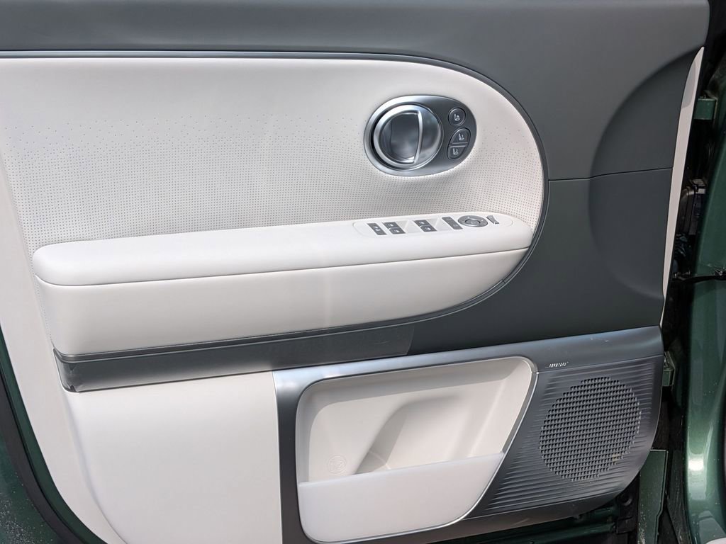 New 2026 Hyundai Ioniq 9 Calligraphy image 14