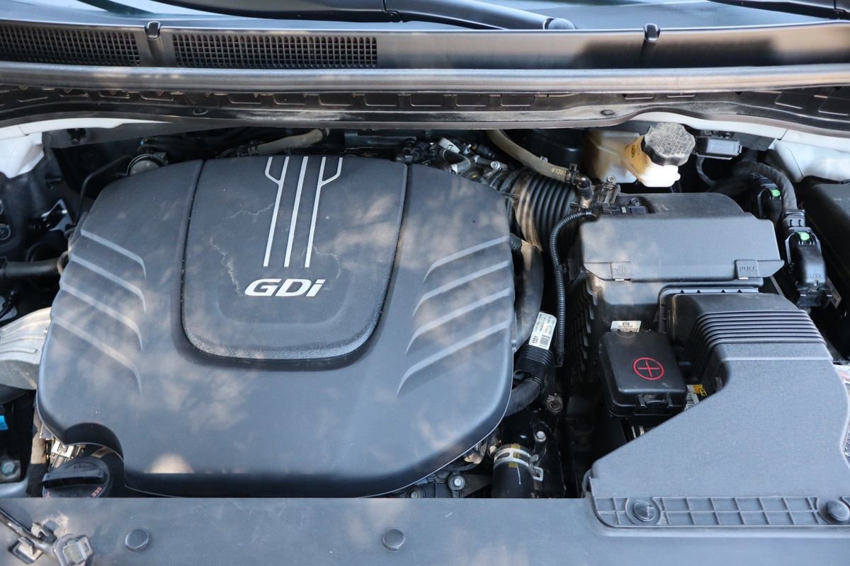 Used 2015 Kia Sedona LX w/ LX Convenience Package image 39