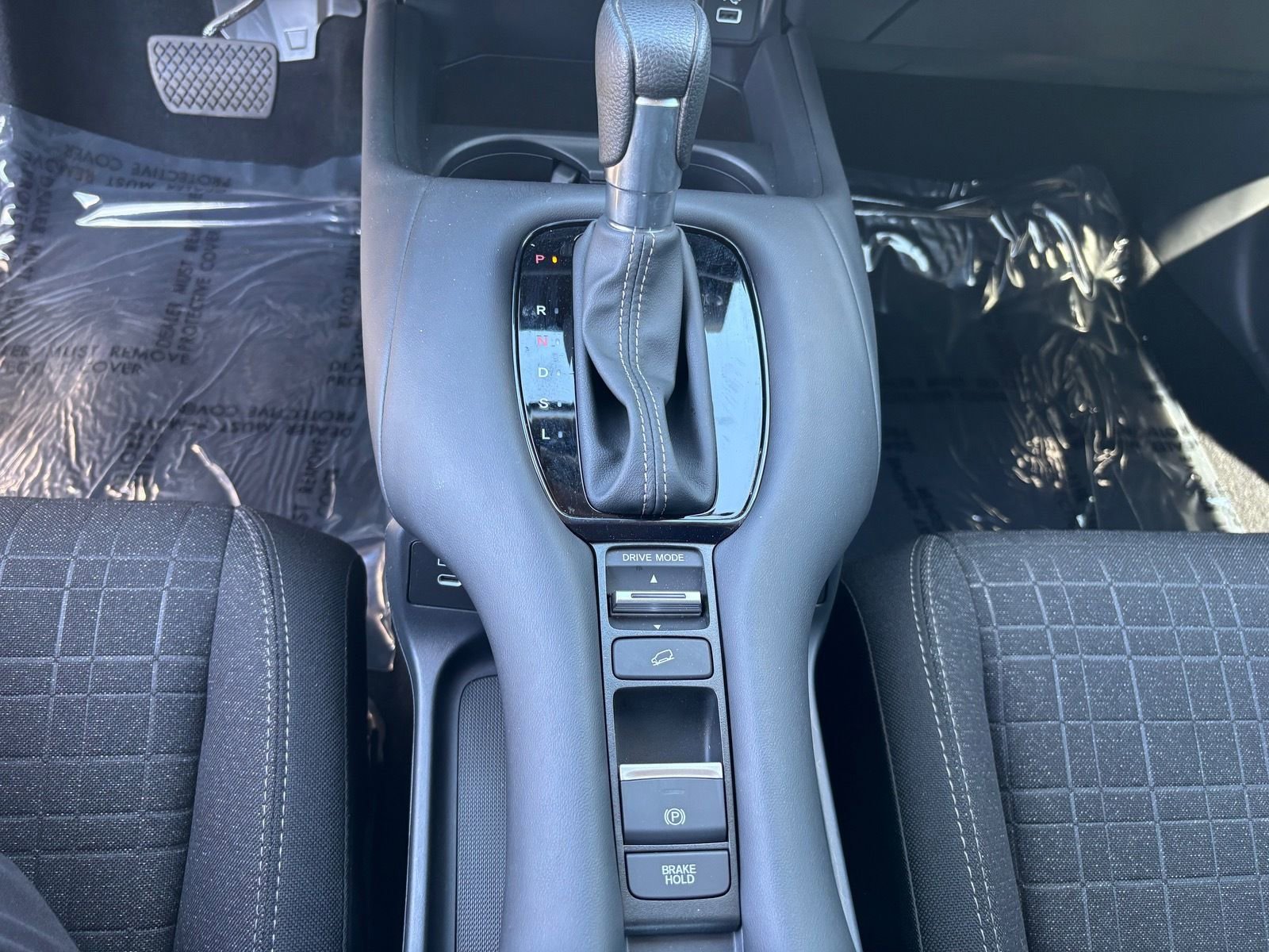 Used 2025 Honda HR-V LX image 21