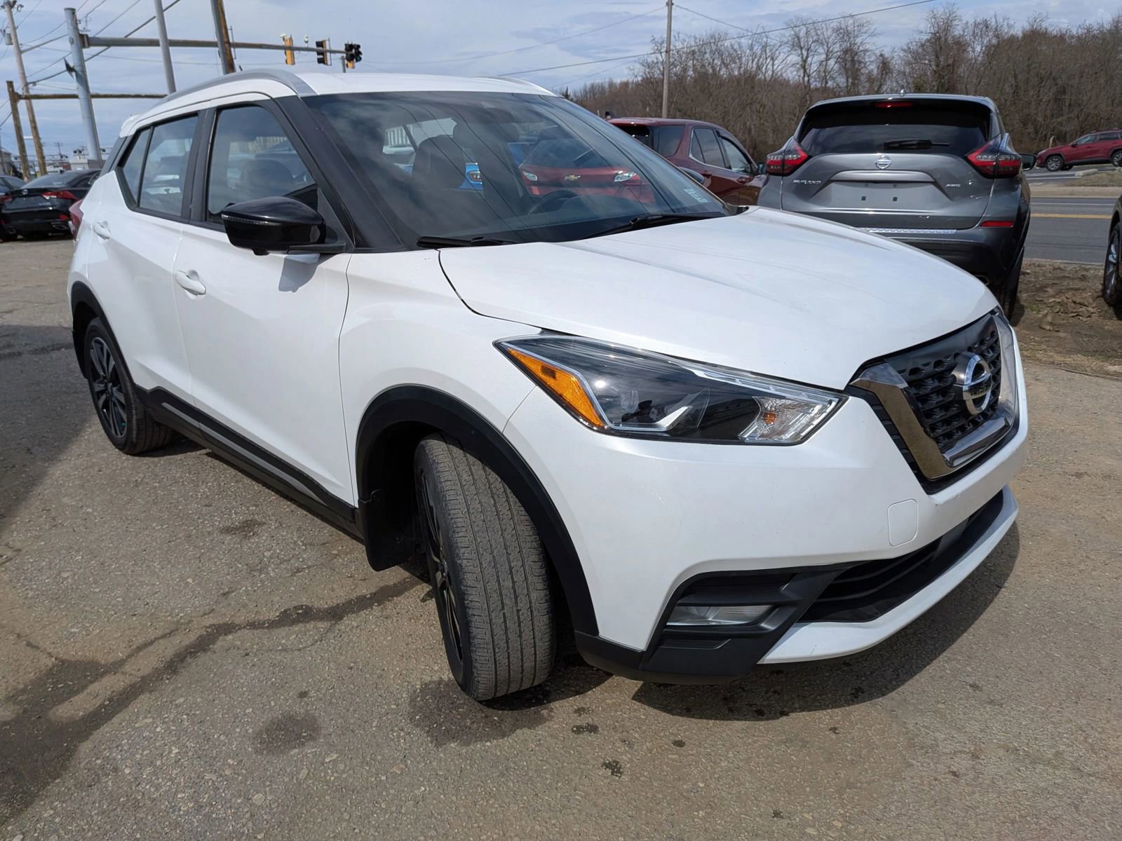 Used 2020 Nissan Kicks SR w/ SR Premium Package image 8