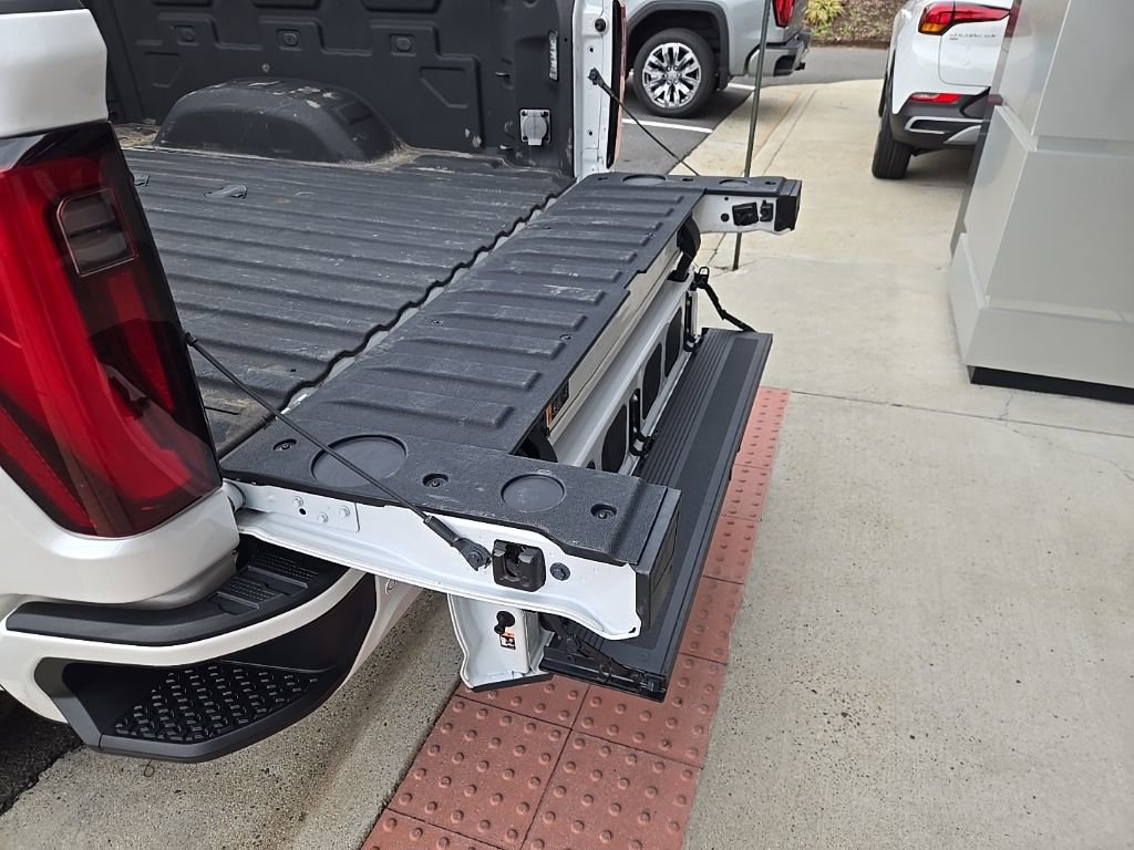 Used 2024 GMC Sierra 2500 Denali w/ Denali Reserve Package image 60