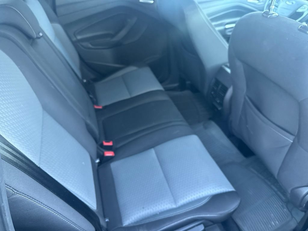 Used 2017 Ford Escape SE w/ Equipment Group 201A AWD/4WD image 6