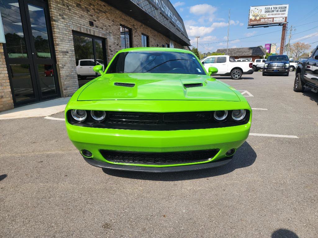 Used 2017 Dodge Challenger R/T Plus image 7