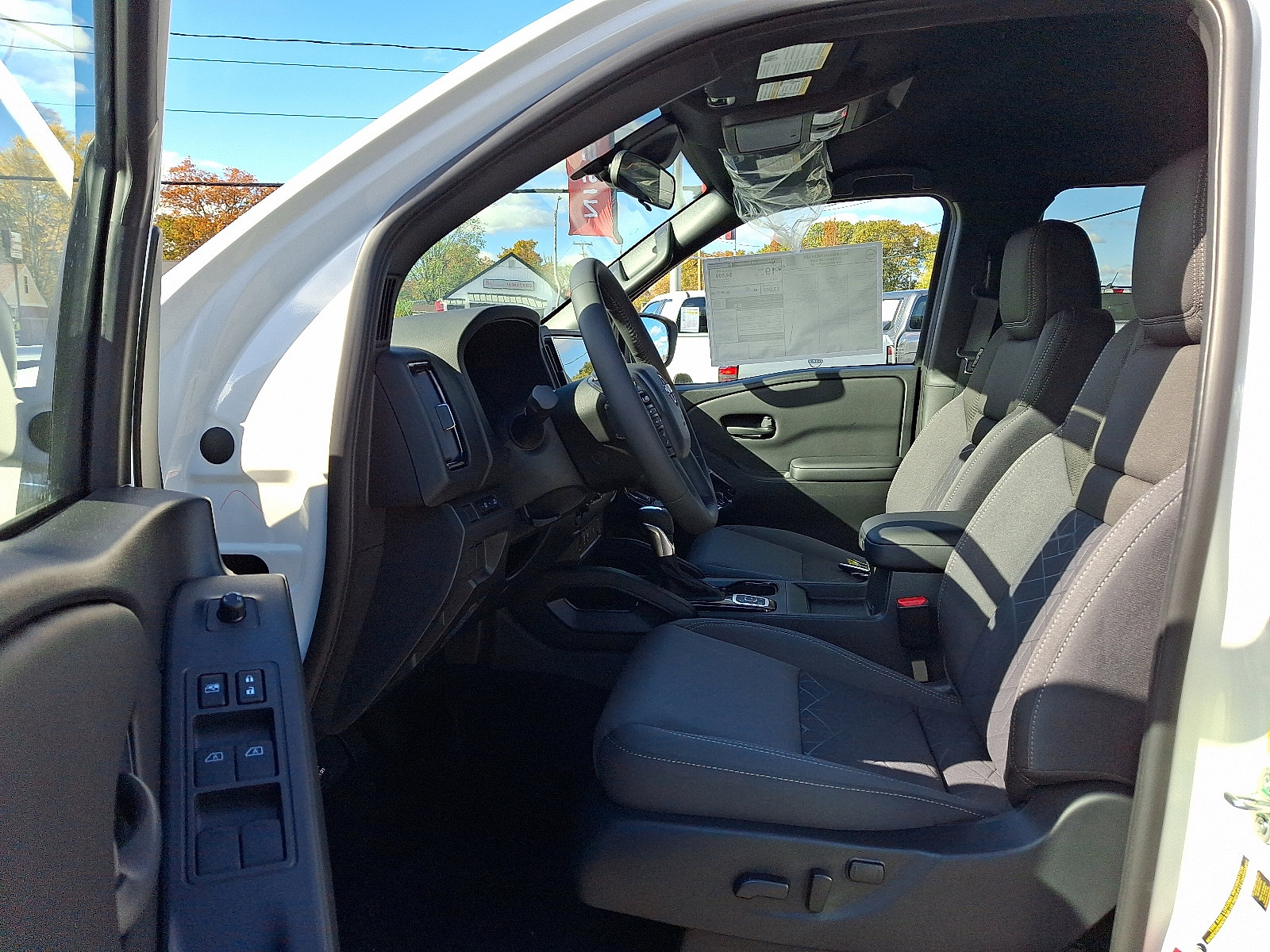 New 2026 Nissan Frontier SV w/ All-Weather Content Package image 9