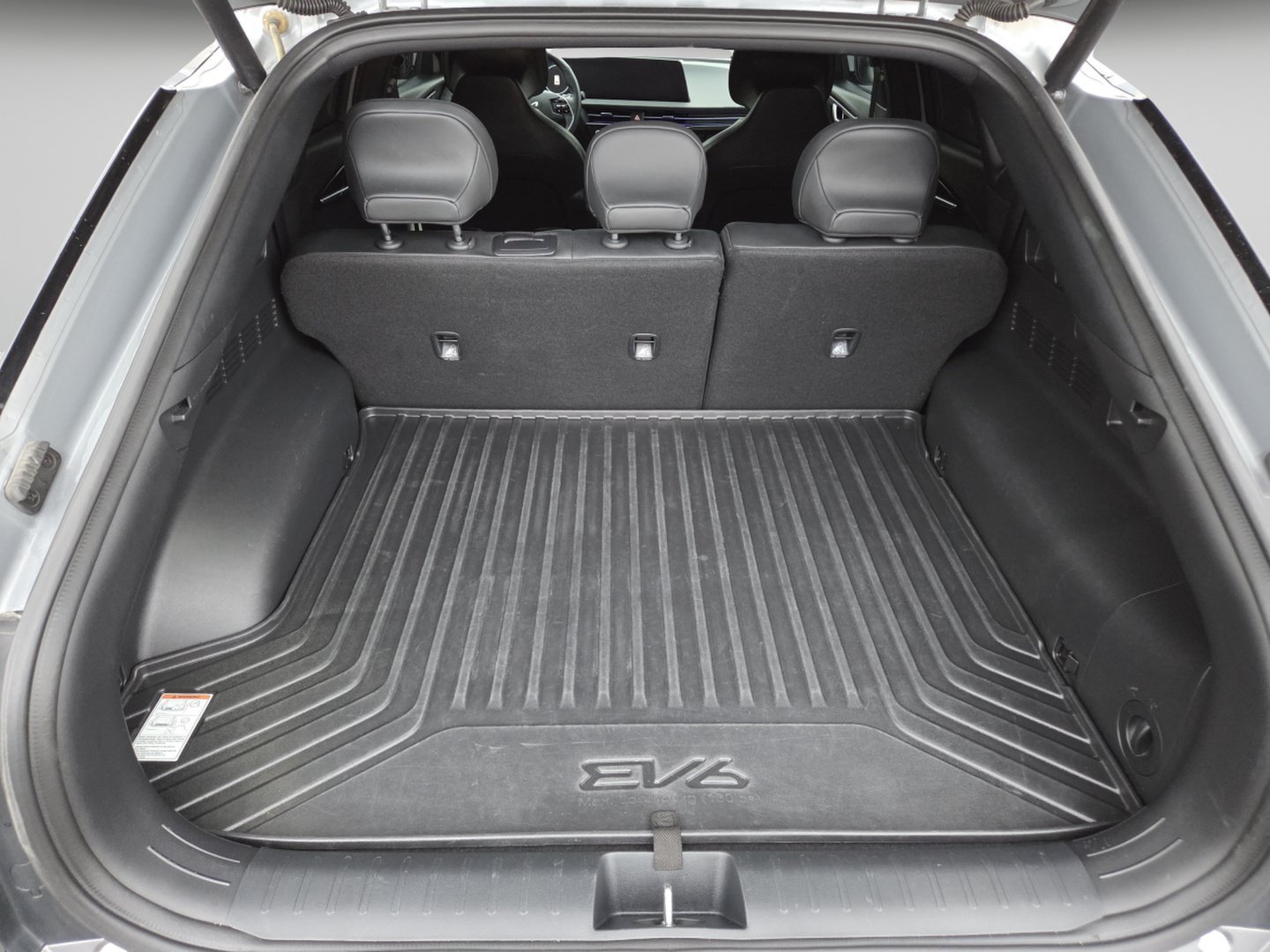 Used 2023 Kia EV6 GT-Line w/ GT-Line White Seat Package AWD/4WD image 31