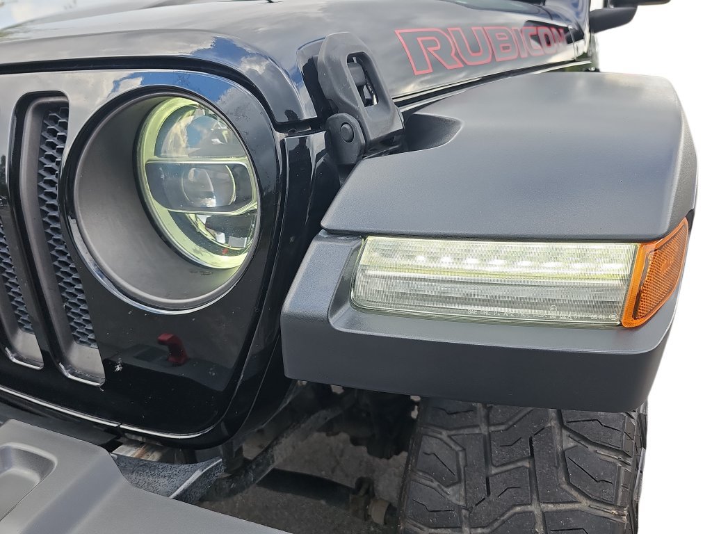 Used 2018 Jeep Wrangler Unlimited Rubicon AWD/4WD image 32