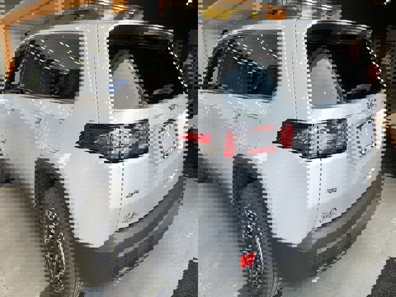 New 2026 Jeep Cherokee Limited image 4