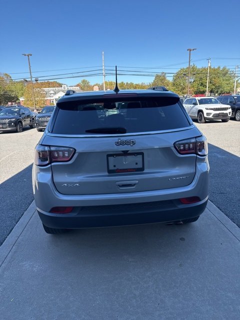 Certified 2022 Jeep Compass Limited w/ Sun and Sound Group image 6