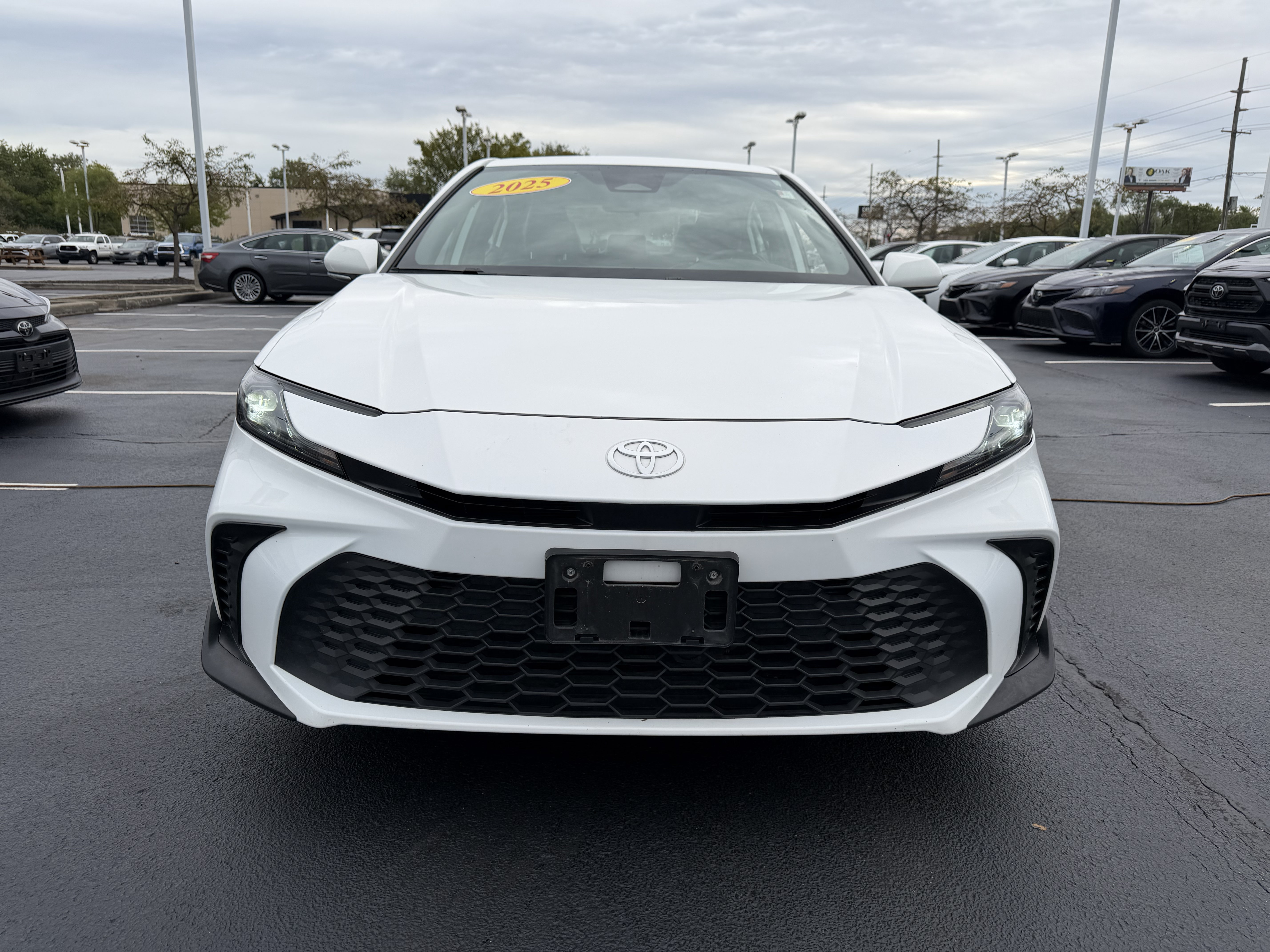 Certified 2025 Toyota Camry SE FWD image 2