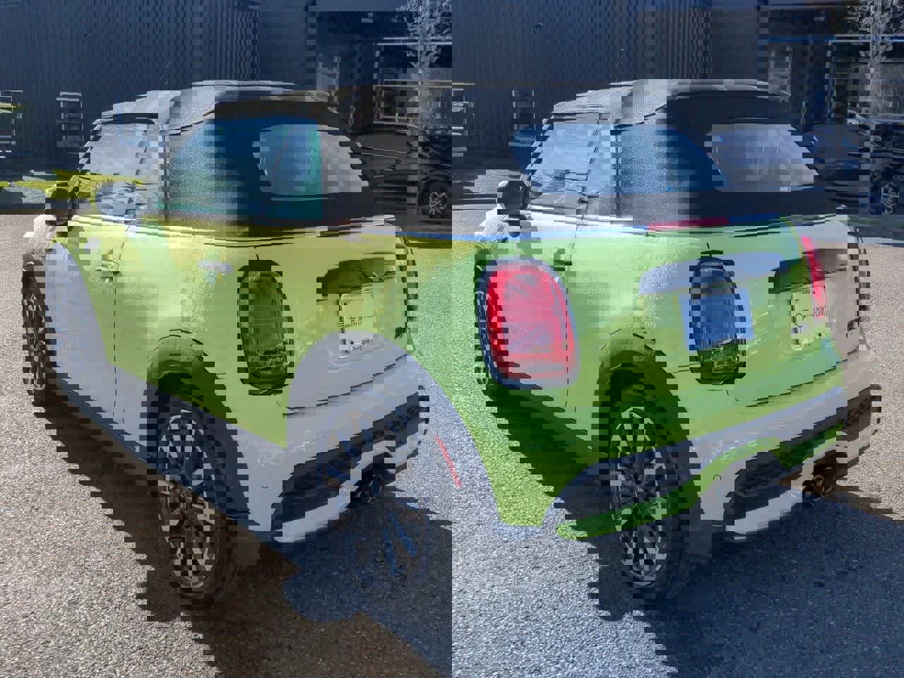 Certified 2023 MINI Cooper S w/ Signature Upholstery Package image 4