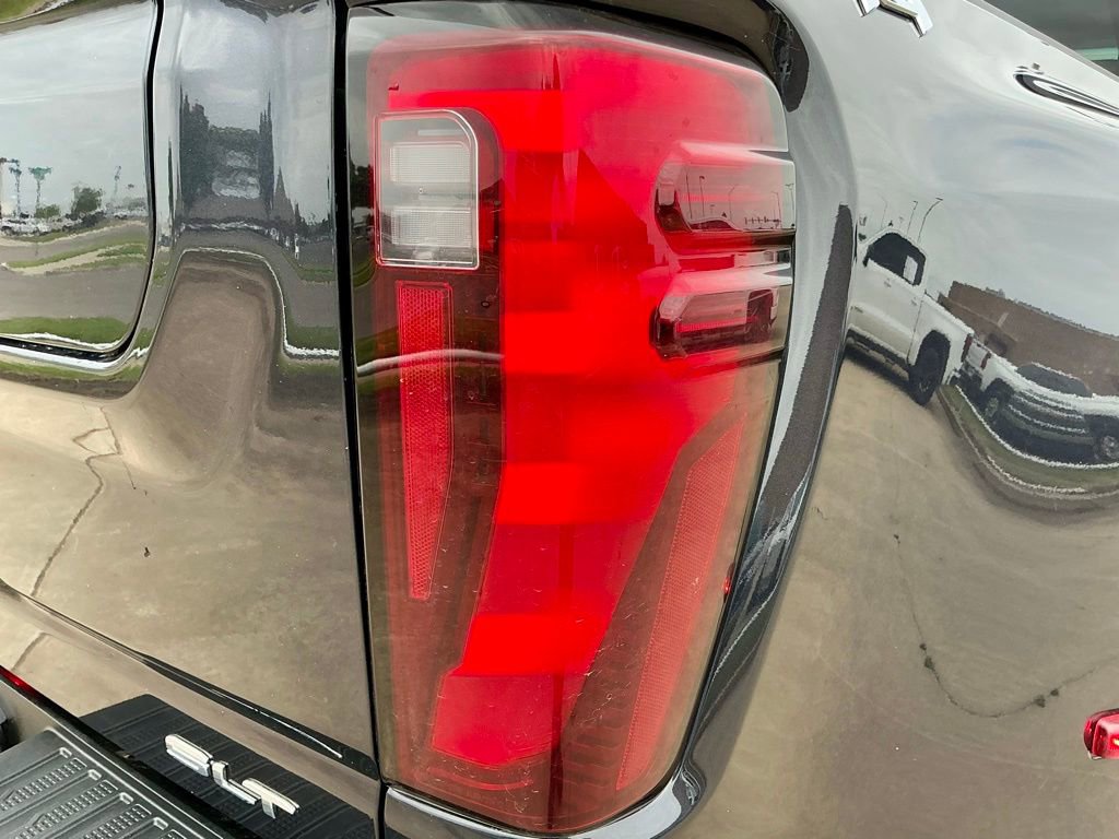 Used 2024 GMC Sierra 3500 SLT w/ SLT Premium Package image 16