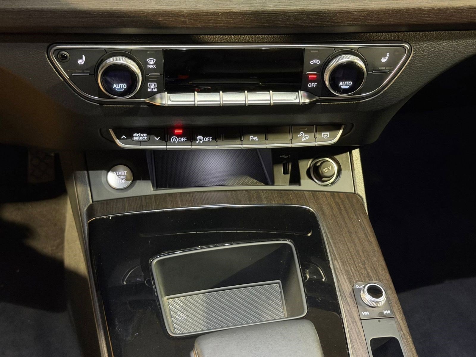 Certified 2023 Audi Q5 2.0T Premium w/ Convenience Package AWD/4WD image 17