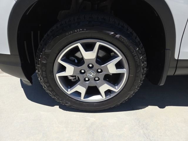 Certified 2023 Honda Passport TrailSport image 28