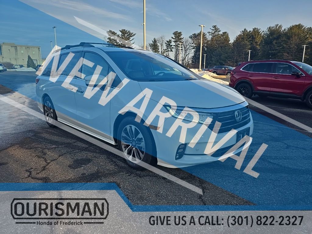 Used 2021 Honda Odyssey Touring image 2