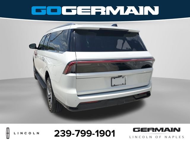 New 2026 Lincoln Navigator L Premier AWD/4WD image 10