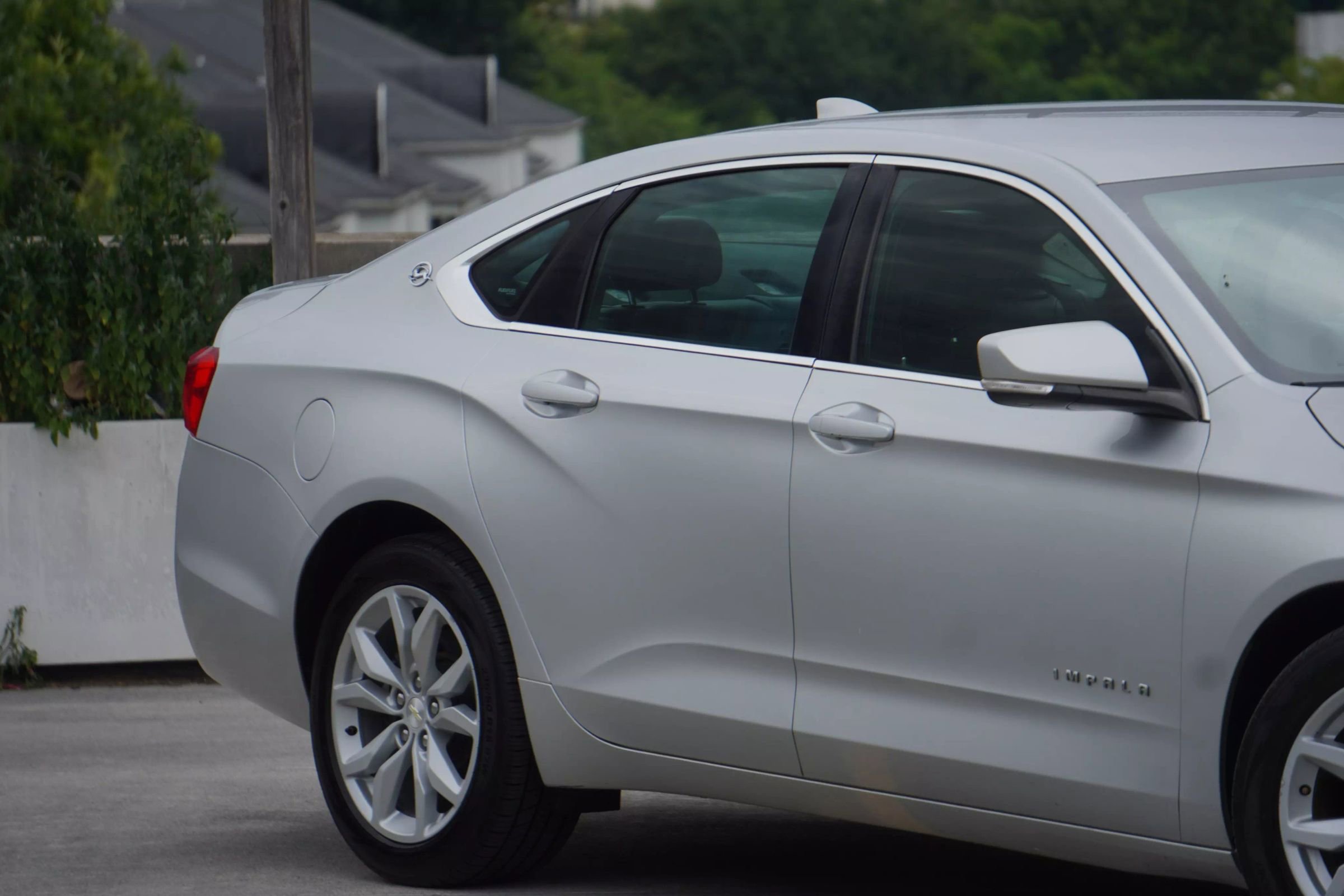 Used 2016 Chevrolet Impala LT image 8