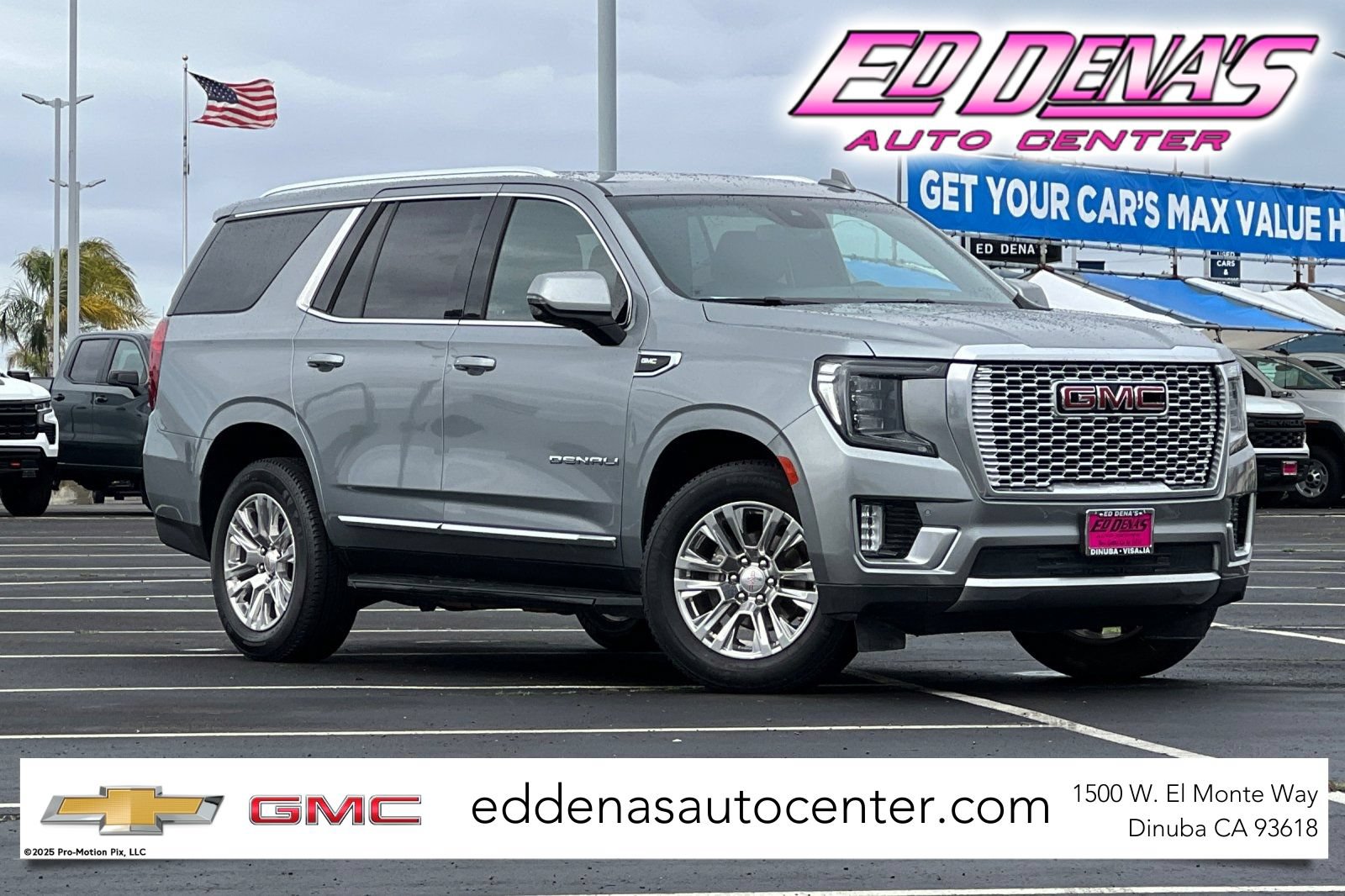 Used 2024 GMC Yukon Denali AWD/4WD image 1