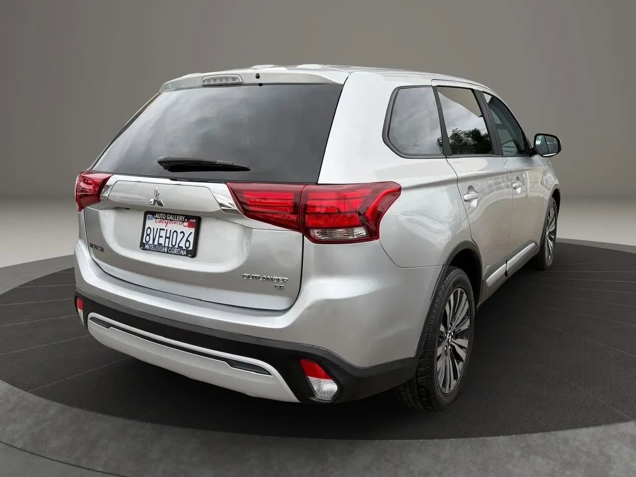 Used 2019 Mitsubishi Outlander SE image 7