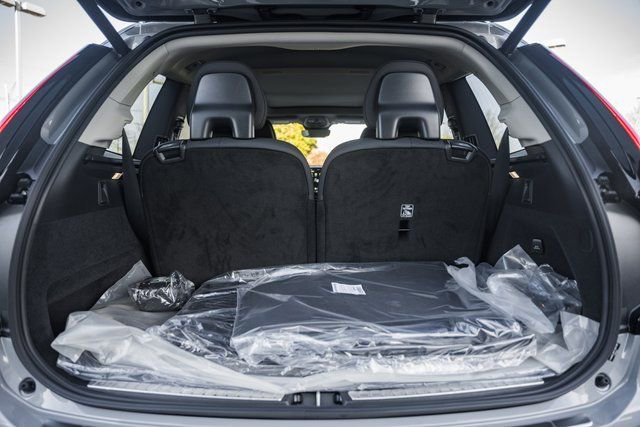 New 2026 Volvo XC90 B6 Plus w/ Protection Package Premier image 9