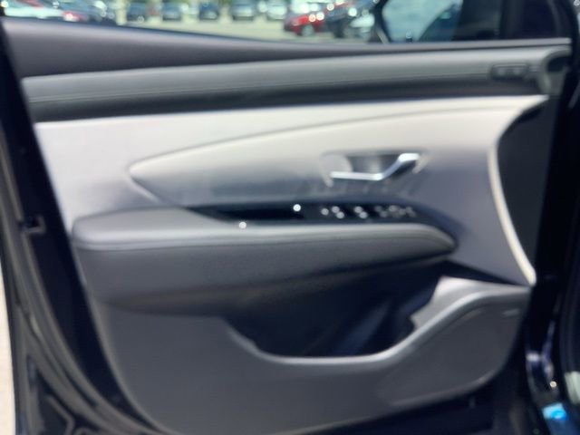 New 2025 Hyundai Tucson Limited image 14