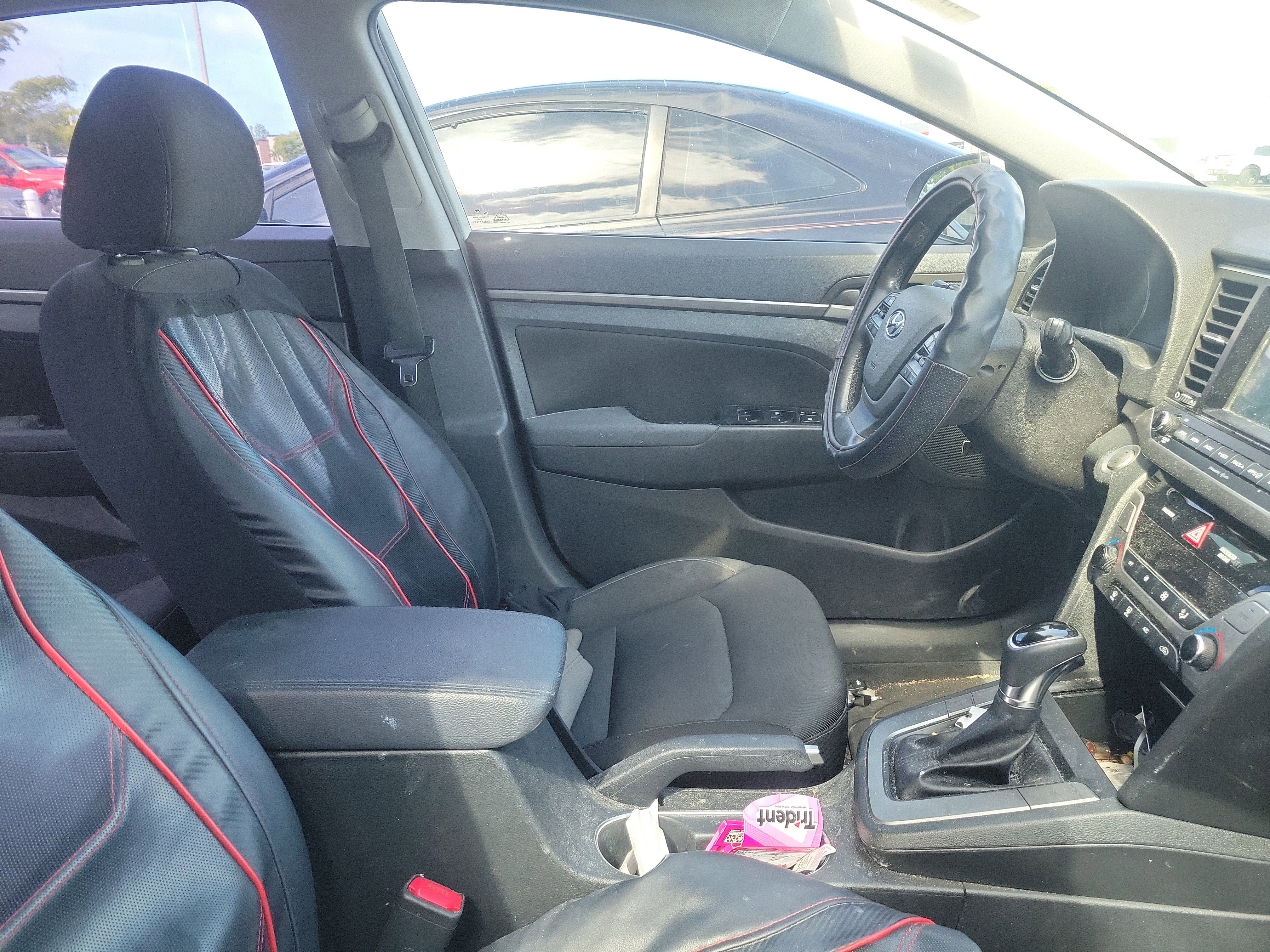 Used 2017 Hyundai Elantra Value Edition FWD image 9