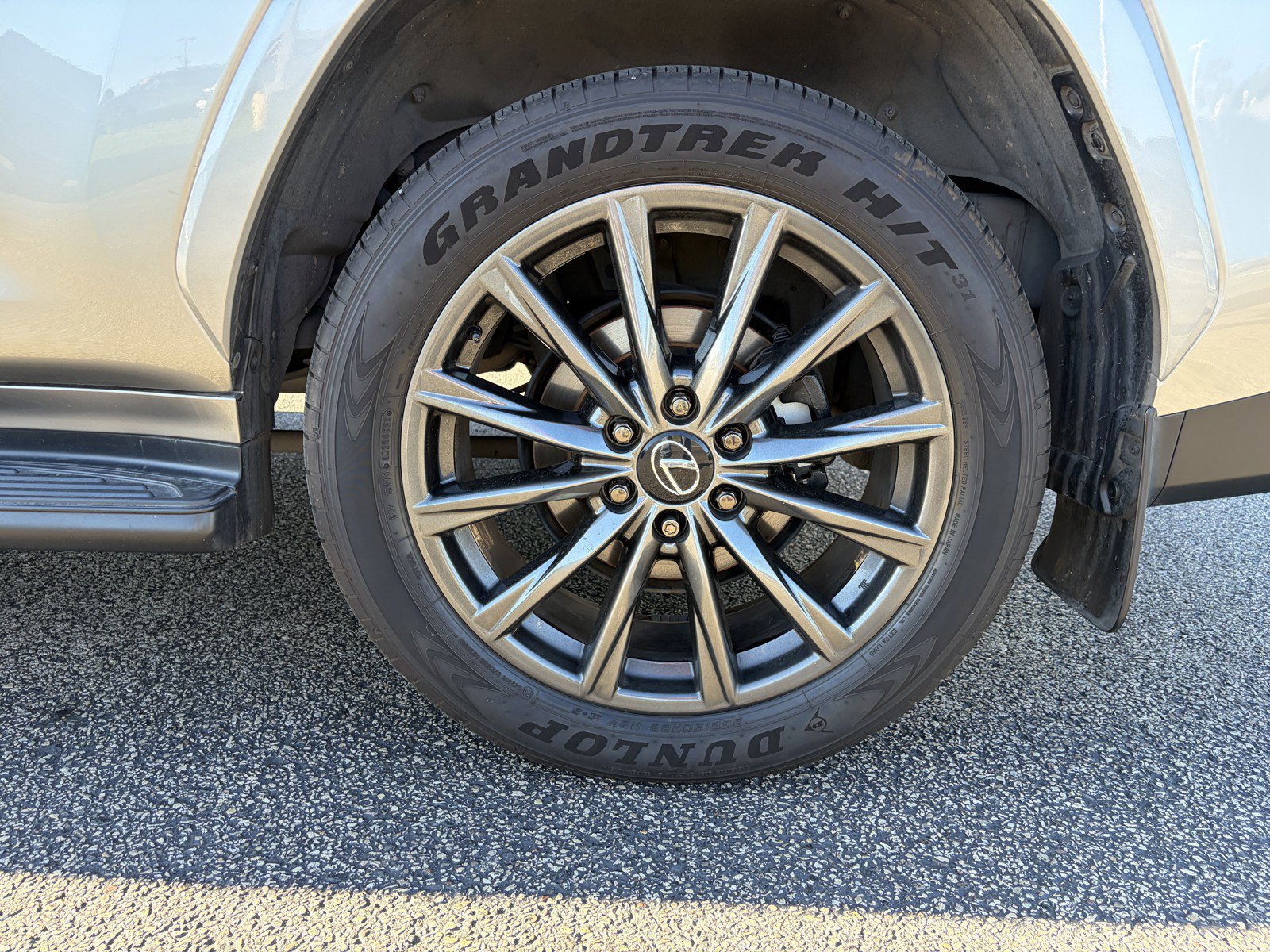 Used 2024 Lexus LX 600 F Sport AWD/4WD image 35