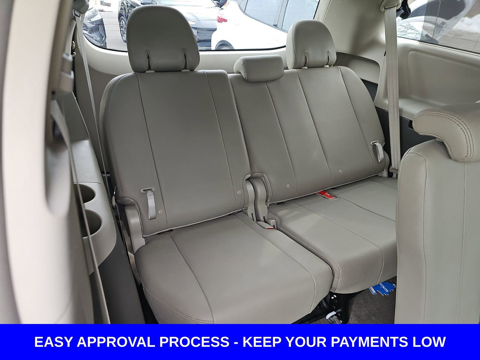 Used 2017 Toyota Sienna XLE Premium image 11