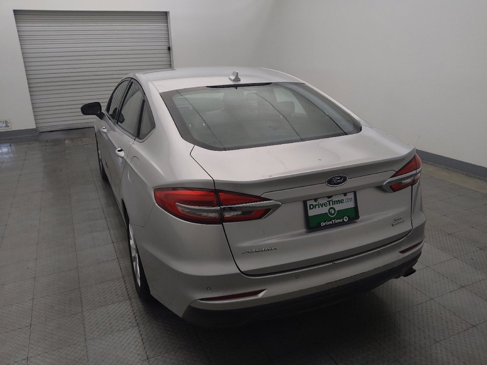 Used 2019 Ford Fusion SE FWD image 6