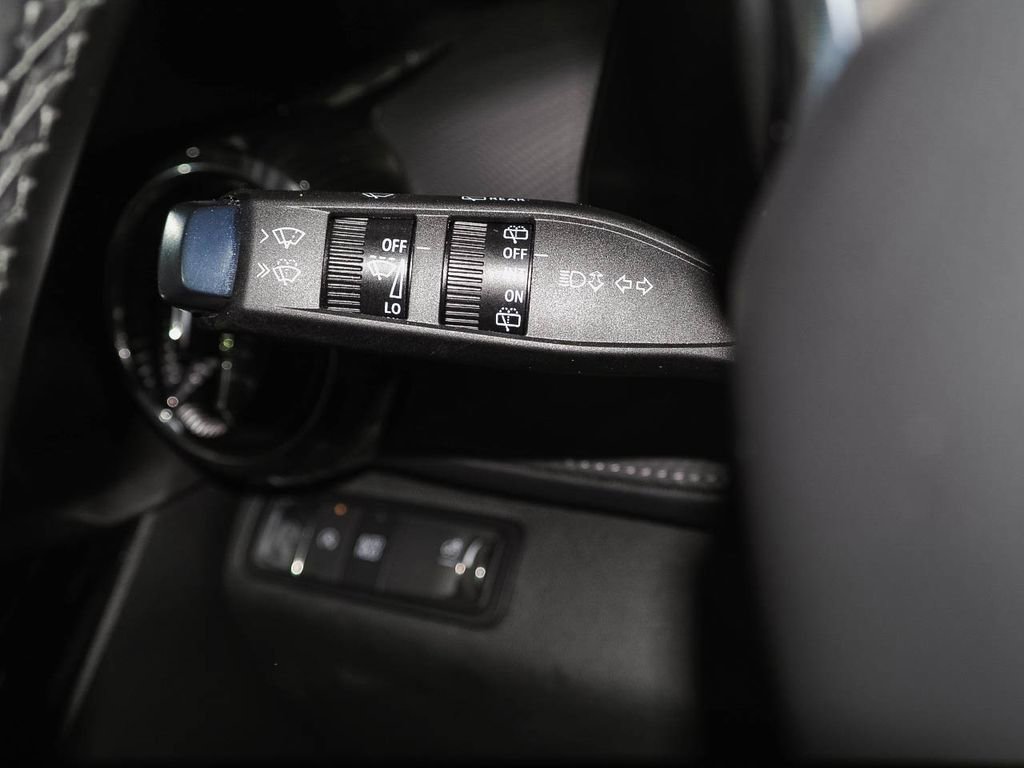 Used 2025 Chevrolet Equinox LT image 26