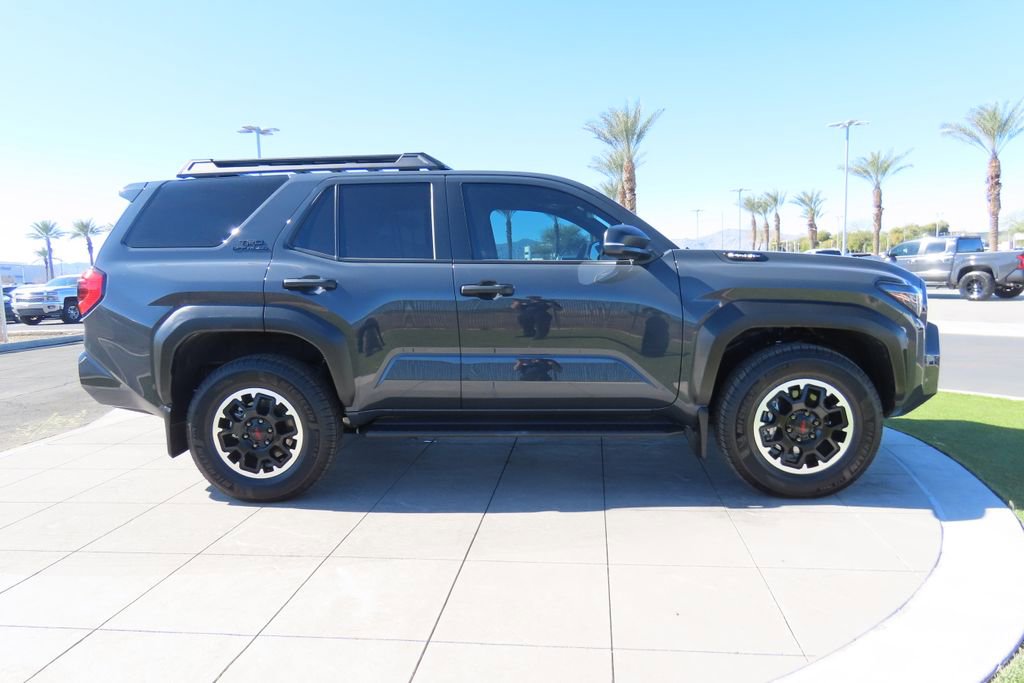 Used 2025 Toyota 4Runner TRD Off-Road image 4
