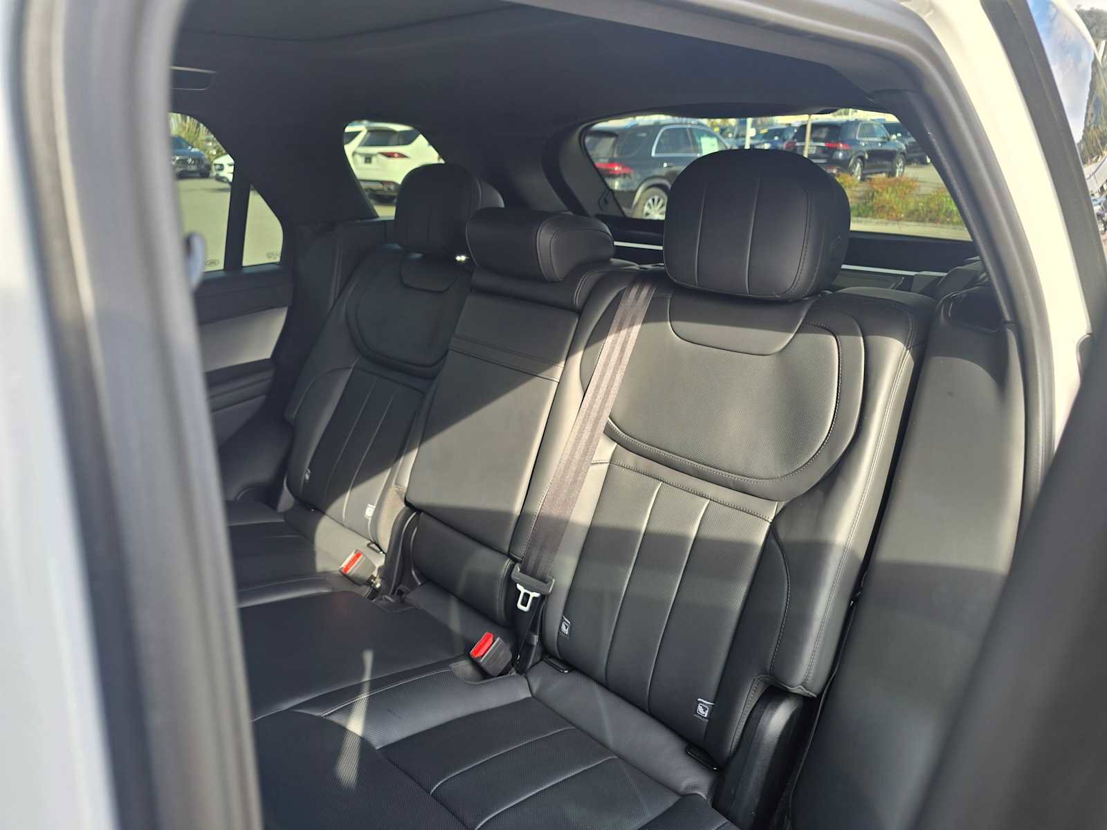 Used 2024 Land Rover Range Rover Sport Dynamic SE image 19