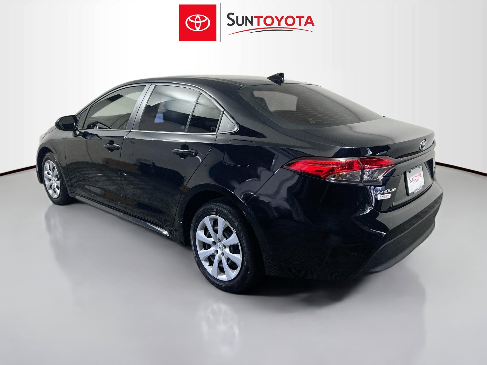 Used 2024 Toyota Corolla LE image 6