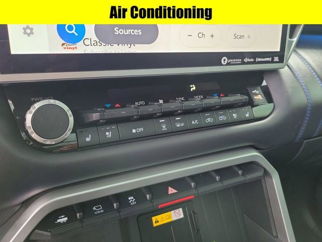 Used 2024 Toyota Tundra Platinum image 16