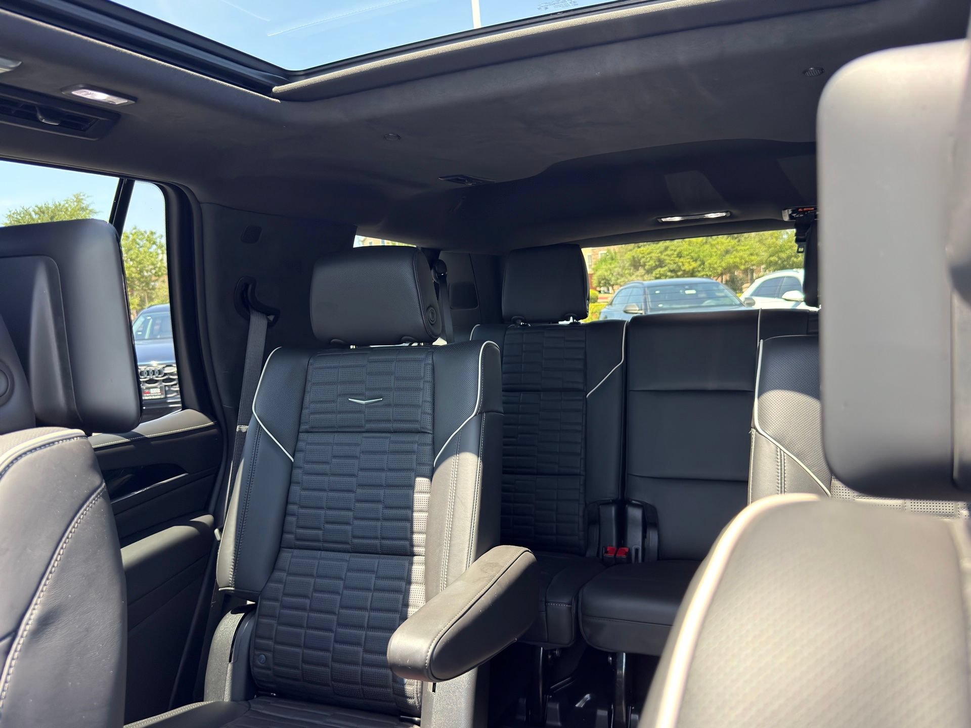 Used 2024 Cadillac Escalade V w/ LPO, Floor Liner Package AWD/4WD image 17